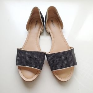 7.5 Black Sparkle Bead Sandals with Gold Accents